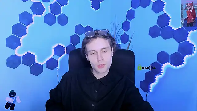 mister alex  online show from March 12, 2026, 7:42 pm