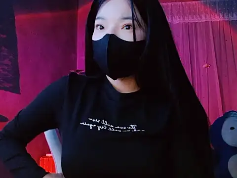 -Tamy- online show from February 18, 2026, 4:03 pm