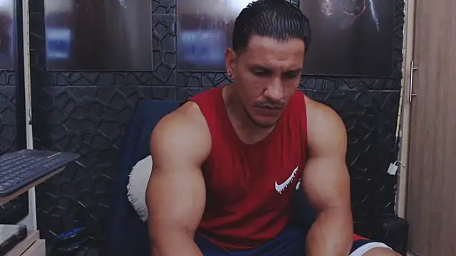 viktor herrera online show from April 28, 2026, 2:38 am
