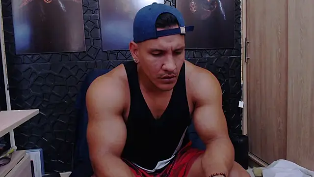 Snapshot of viktor_herrera chatting on July 1, 2026, 5:34 pm viktor herrera online show from July 1, 2026, 5:34 pm