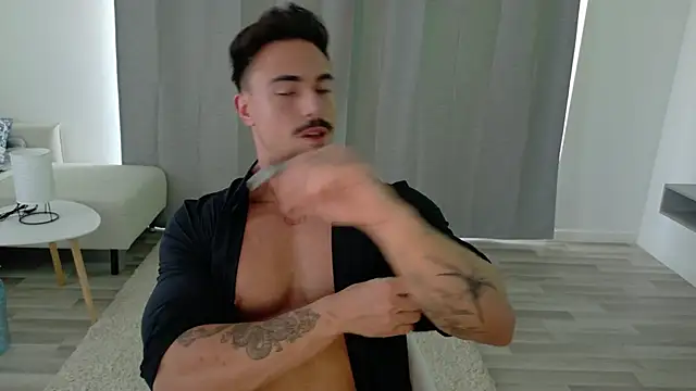 Master Lukas online show from May 11, 2026, 4:04 pm