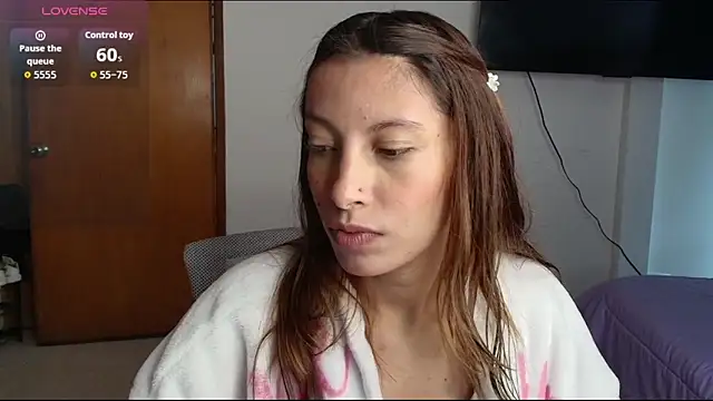 Sweet moon v  online show from April 29, 2026, 3:38 pm