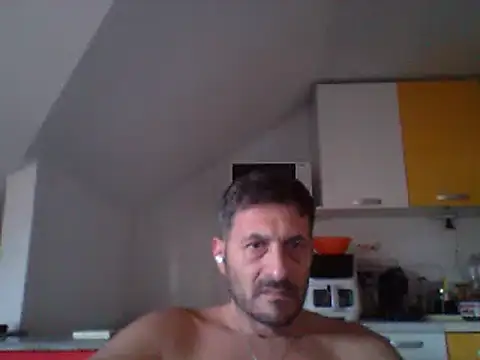 colosone online show from October 14, 2025, 1:01 pm