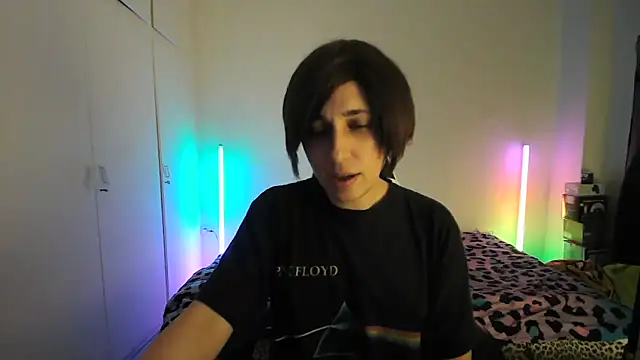 Snapshot of HoneyValentine chatting on May 7, 2026, 7:52 pm HoneyValentine online show from May 7, 2026, 7:52 pm
