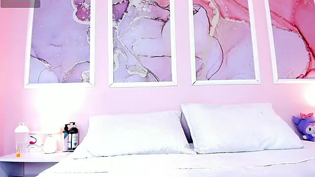 Katteyes   online show from January 13, 2026, 12:32 pm