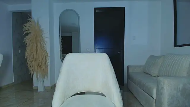 Meghanparker01 online show from February 8, 2026, 2:04 am