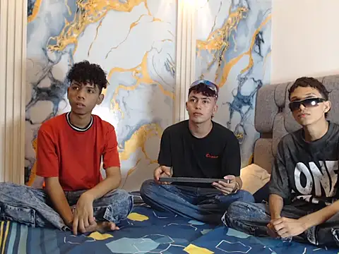 AVENGER BOYS2026 online show from August 5, 2026, 9:06 pm