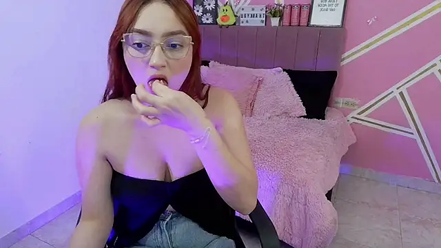 Natasha Romanof18 online show from March 9, 2026, 3:10 am