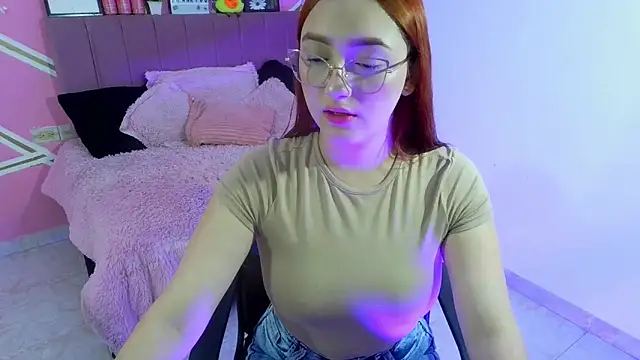 Natasha Romanof18 online show from March 17, 2026, 3:22 am