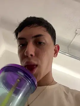 Iamcami  online show from February 21, 2026, 7:15 pm