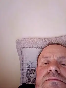 Snapshot of kanos71 chatting on April 18, 2026, 3:05 pm kanos71 online show from April 18, 2026, 3:05 pm