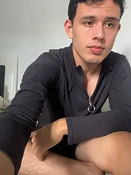 Snapshot of Keylerth_ chatting on February 2, 2026, 7:01 pm Keylerth online show from February 2, 2026, 7:01 pm