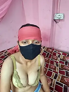 Snapshot of savitaxbhabhi chatting on June 8, 2026, 2:45 am savitaxbhabhi online show from June 8, 2026, 2:45 am