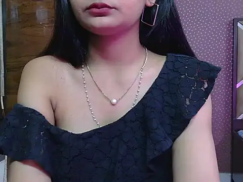 Snapshot of sweet_riyaaa chatting on May 10, 2026, 4:17 am sweet riyaaa online show from May 10, 2026, 4:17 am