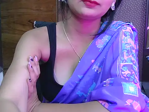 Snapshot of sweet_riyaaa chatting on May 28, 2026, 4:54 am sweet riyaaa online show from May 28, 2026, 4:54 am