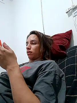 ofjuliaa online show from March 14, 2026, 7:14 am