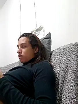 Snapshot of ofjuliaa chatting on May 22, 2026, 9:53 pm ofjuliaa online show from May 22, 2026, 9:53 pm