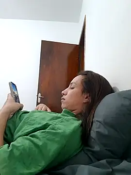Snapshot of ofjuliaa chatting on June 30, 2026, 6:36 am ofjuliaa online show from June 30, 2026, 6:36 am