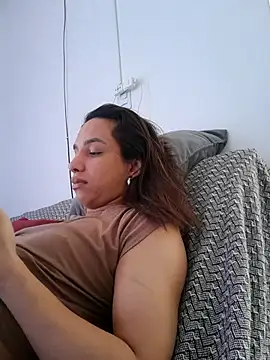 Snapshot of ofjuliaa chatting on July 5, 2026, 7:10 pm ofjuliaa online show from July 5, 2026, 7:10 pm