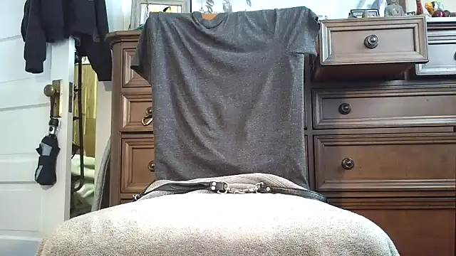 controlmyhole online show from July 20, 2026, 2:37 am