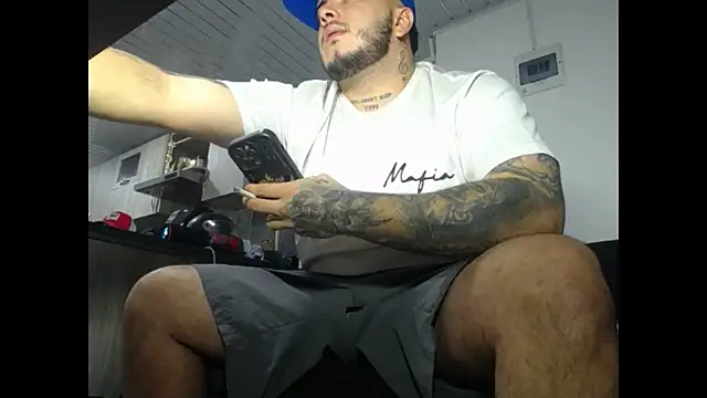 Snapshot of Nero_VanHelsing chatting on March 20, 2026, 7:24 am Nero VanHelsing online show from March 20, 2026, 7:24 am