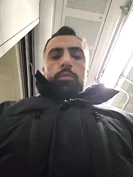 Snapshot of Moh_197 chatting on March 6, 2026, 11:34 pm Moh 197 online show from March 6, 2026, 11:34 pm