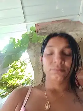 Snapshot of chikivivi- chatting on July 6, 2026, 3:03 pm chikivivi- online show from July 6, 2026, 3:03 pm