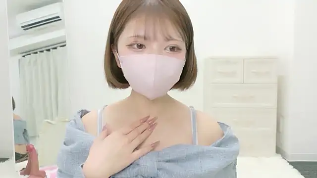 Snapshot of himarichan_v chatting on March 15, 2026, 2:01 pm himarichan v online show from March 15, 2026, 2:01 pm