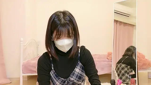 yuruchan  online show from February 25, 2026, 7:29 am