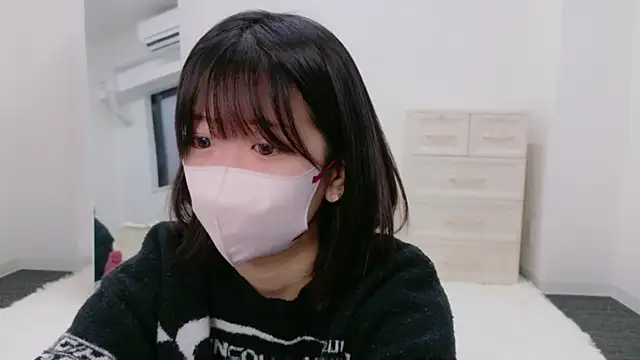 yuruchan  online show from March 2, 2026, 7:37 am