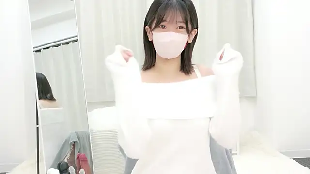 yuruchan  online show from March 25, 2026, 2:23 pm