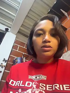 Snapshot of HannaSteyl chatting on June 6, 2026, 12:21 pm HannaSteyl online show from June 6, 2026, 12:21 pm