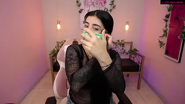 Adri gomez x online show from July 7, 2026, 11:47 am