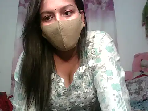 Sima Roy95 online show from April 30, 2026, 8:57 pm