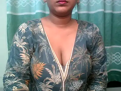 Sima Roy95 online show from May 12, 2026, 5:21 pm