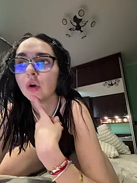 Snapshot of AmayaDominique chatting on March 19, 2026, 3:05 pm AmayaDominique online show from March 19, 2026, 3:05 pm