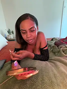 oshun6360 online show from April 23, 2026, 10:12 pm
