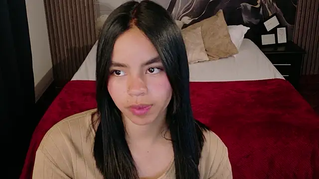 SofiaMante  online show from February 11, 2026, 9:42 pm