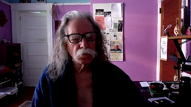 LickYourYoni online show from April 24, 2026, 3:36 pm