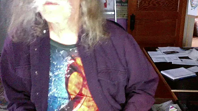 Snapshot of LickYourYoni chatting on May 25, 2026, 3:23 am LickYourYoni online show from May 25, 2026, 3:23 am