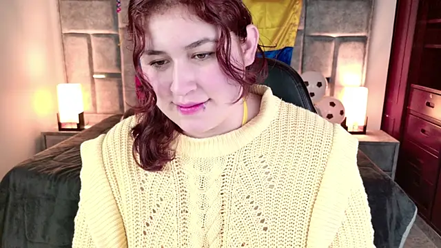 Snapshot of azul_veraa chatting on June 16, 2026, 12:08 pm azul veraa online show from June 16, 2026, 12:08 pm