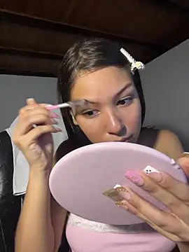 Kitty20205 online show from April 26, 2026, 3:04 am
