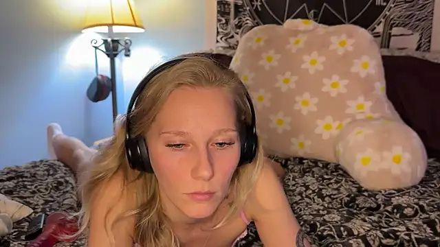 Snapshot of mysunidreamss chatting on February 5, 2026, 2:16 am mysunidreamss online show from February 5, 2026, 2:16 am