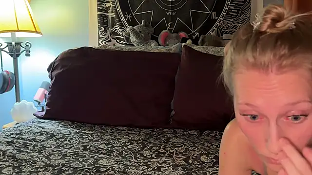 Snapshot of mysunidreamss chatting on February 28, 2026, 2:23 am mysunidreamss online show from February 28, 2026, 2:23 am