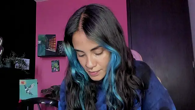 Snapshot of azula_lillet chatting on March 6, 2026, 10:06 pm azula lillet online show from March 6, 2026, 10:06 pm