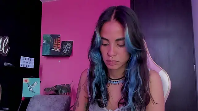 Snapshot of azula_lillet chatting on March 12, 2026, 8:26 pm azula lillet online show from March 12, 2026, 8:26 pm