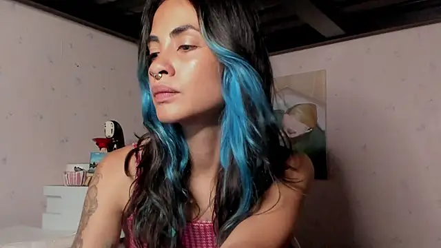 Snapshot of azula_lillet chatting on June 26, 2026, 11:25 am azula lillet online show from June 26, 2026, 11:25 am