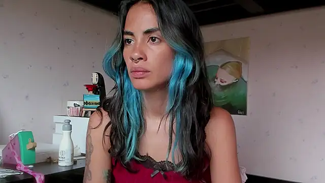 Snapshot of azula_lillet chatting on July 3, 2026, 10:10 am azula lillet online show from July 3, 2026, 10:10 am