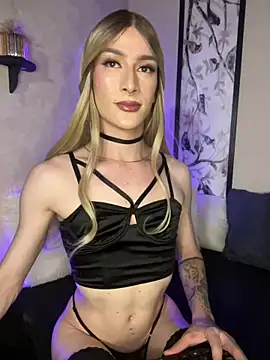 Alana Stone online show from April 26, 2026, 7:44 pm