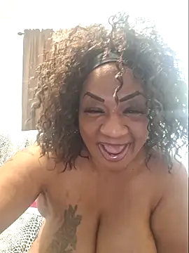 Big Booty Bonnie online show from May 18, 2026, 4:18 am